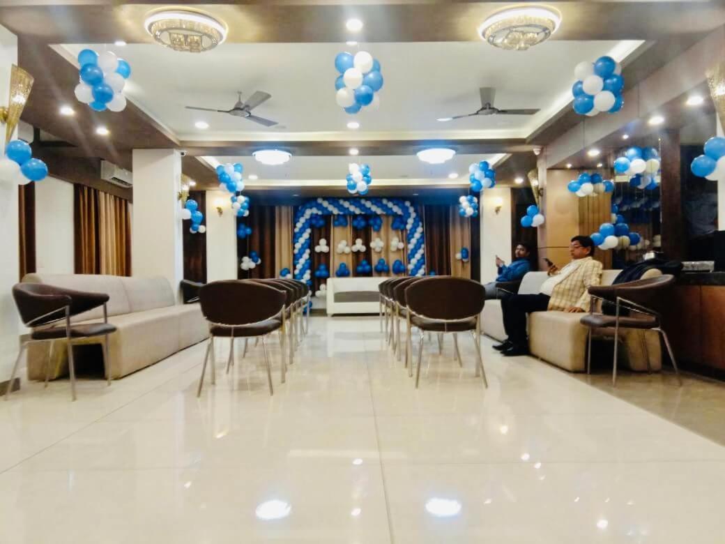 Hotel Signature Planet Индаур Экстерьер фото